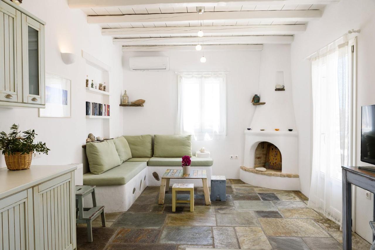Вилла A Delight House Marathion Экстерьер фото