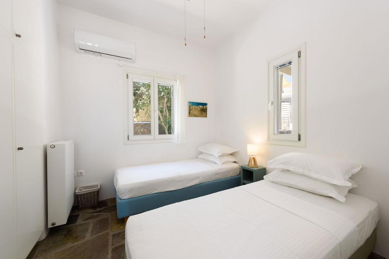 Вилла A Delight House Marathion Экстерьер фото